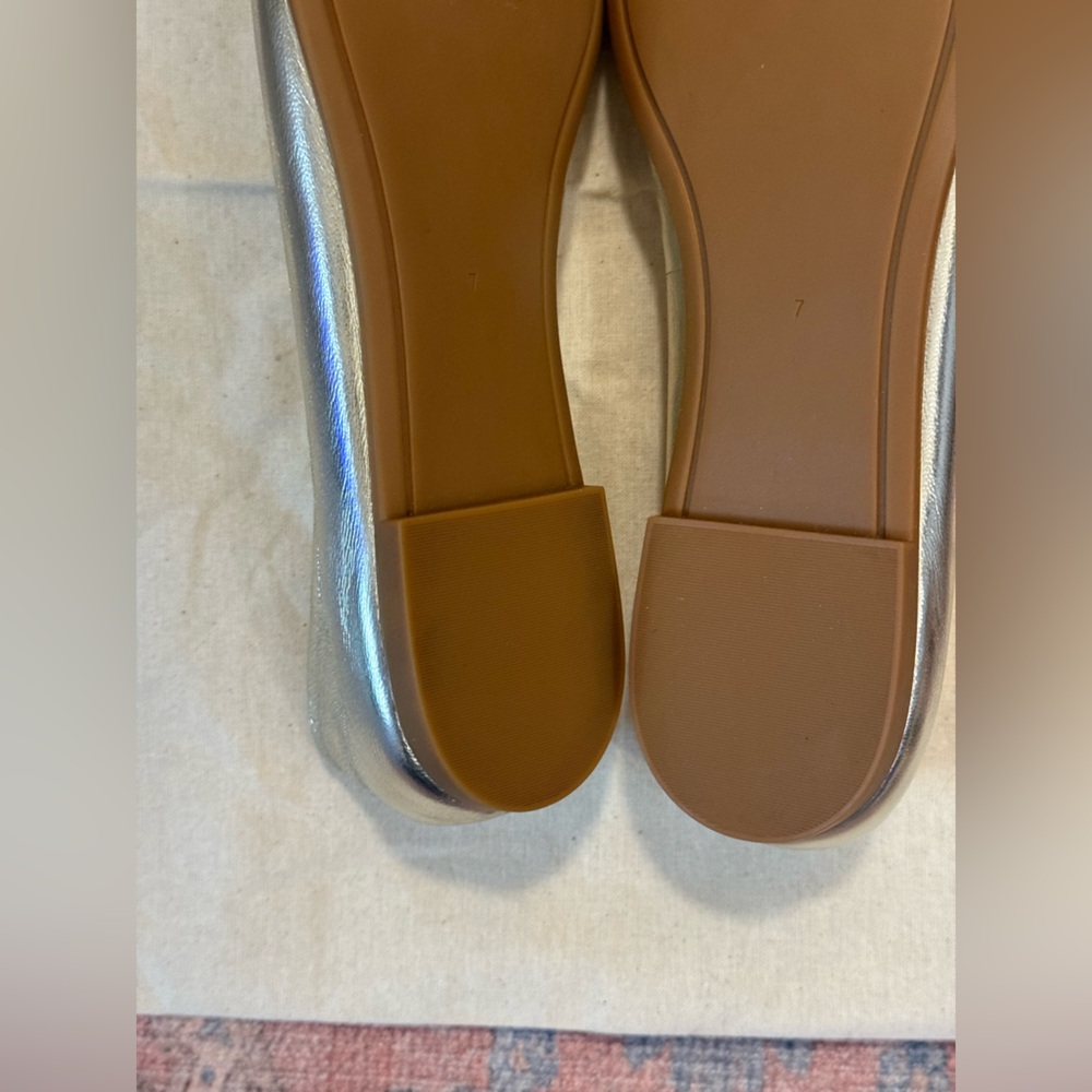 Tory Burch Chelsea Leather Metallic Silver Ballet Flats Size 7 - Picture 11 of 12